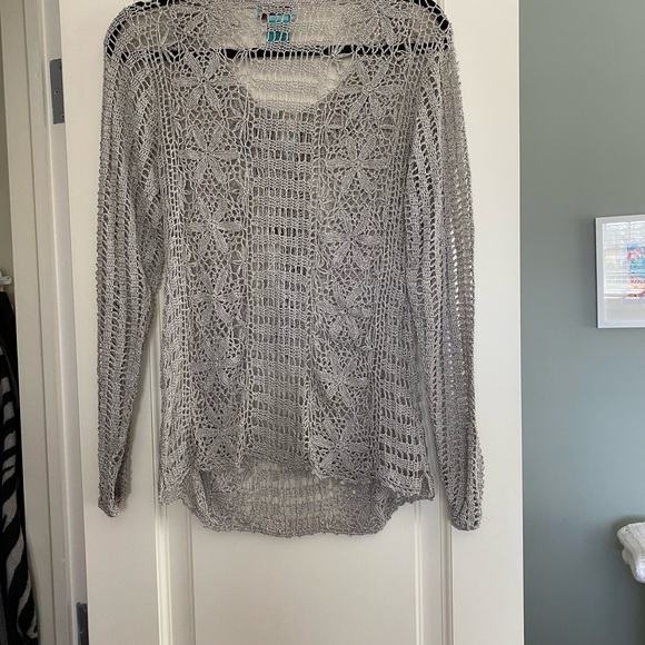 Letarte Silver crochet top - Picture 5 of 5
